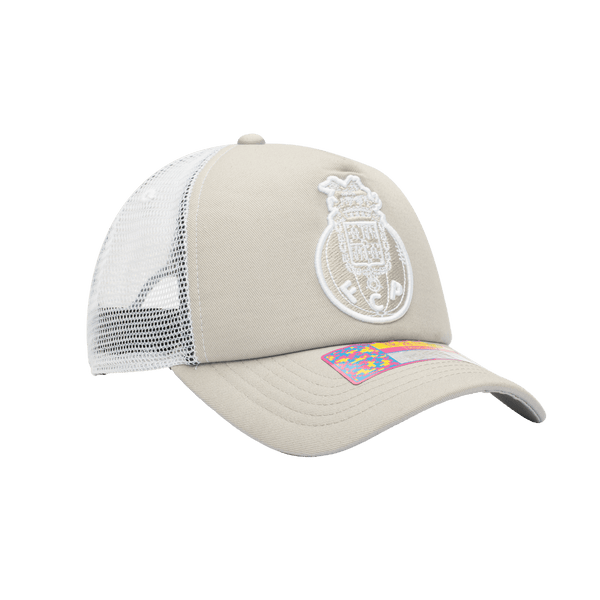 Side view of the FC Porto Fog Trucker with high structured crown, curved peak brim, mesh back, and snapback closure, in Grey/White.